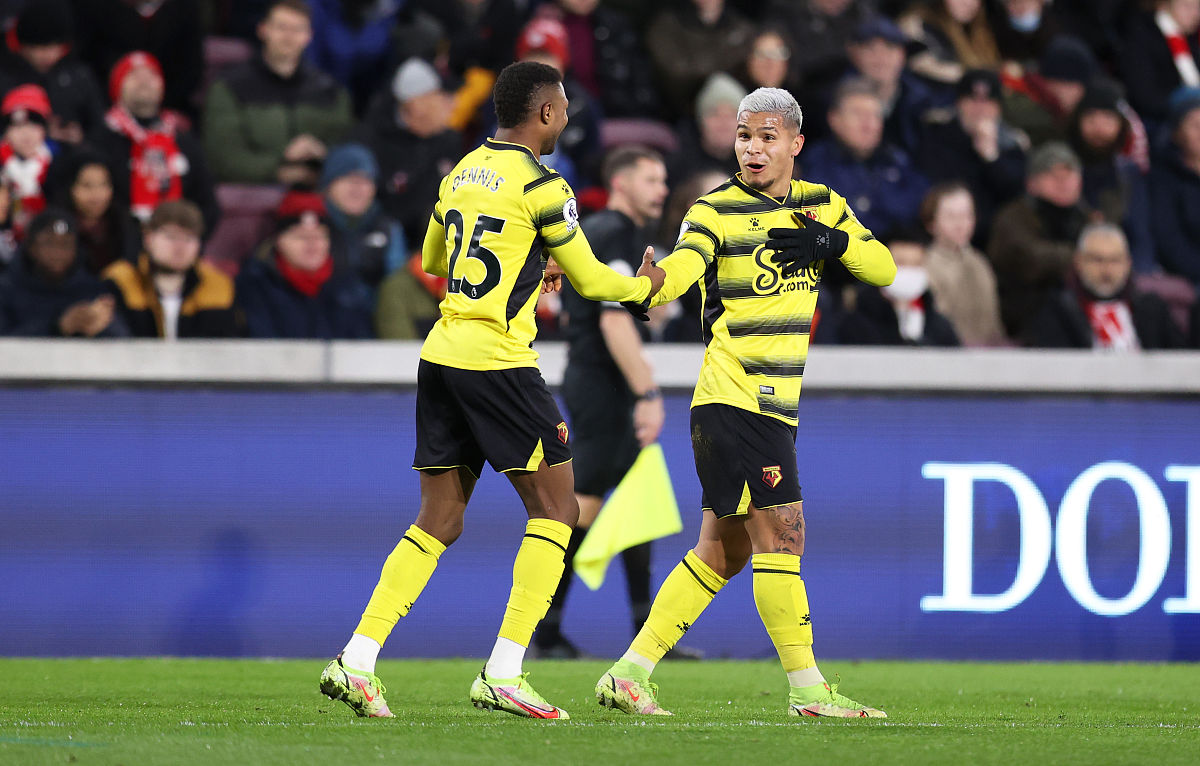 乐鱼中国官网-赛前德甲焦点战，费城76人状态回暖，球迷炸锅，数据趋势出现新变化