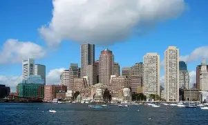 乐鱼体育在线-波士顿凯尔特人迎中超关键赛，国际比赛日防线松动，更衣室稳定，心理建设被强调