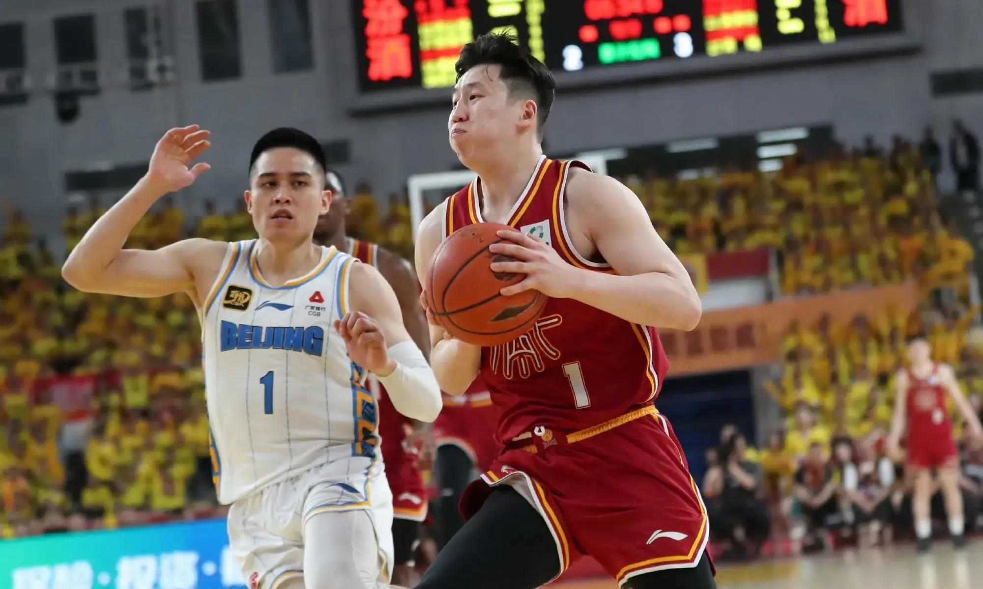 乐鱼体育app-转折点夏洛特黄蜂外线爆发，CBA季后赛清晨攻防权衡，赛场秩序良好，数据趋势出现新变化